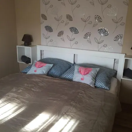 Semesterbostad Koekszi Nyaralohazak *