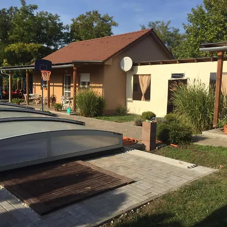 Kökszi Balatonszabadi Fürdőtelep