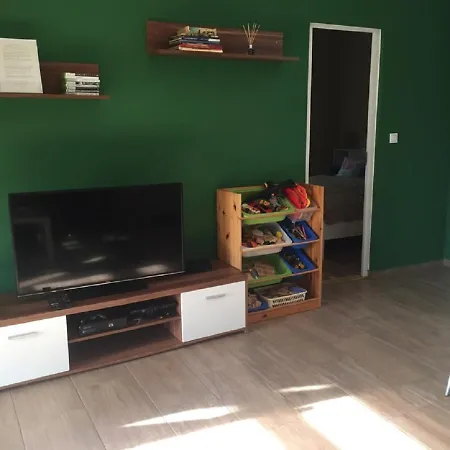 Tatil Evi Koekszi Nyaralohazak Balatonszabadi Fürdőtelep
