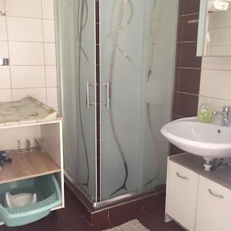 Semesterbostad Koekszi Nyaralohazak *