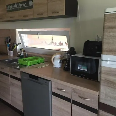 Koekszi Nyaralohazak *