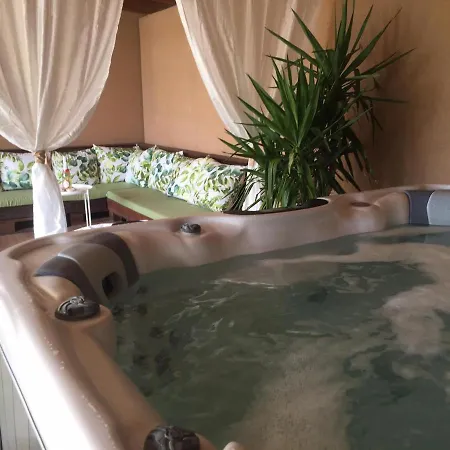 Koekszi Nyaralohazak