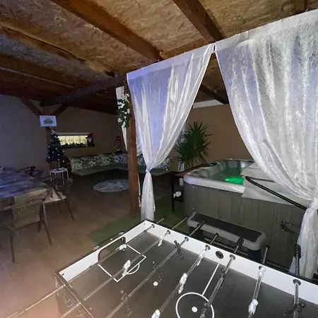 Koekszi Nyaralohazak Holiday home Balatonszabadi