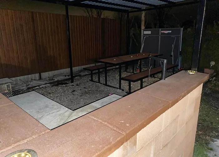 Koekszi Nyaralohazak 펜션 Balatonszabadi Fürdőtelep